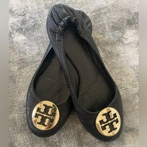 Tory Burch Reva Ballet Flats Black Gold Logo US 7.5 M Women's